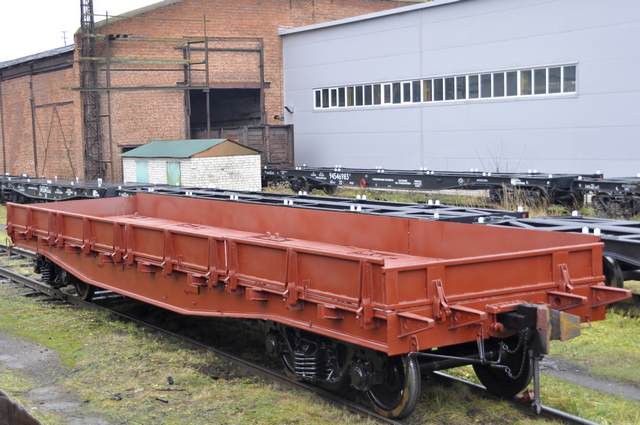 Подробнее о статье УНИВЕРСАЛЬНЫЙ ВАГОН-ПЛАТФОРМА МОДЕЛИ 13-9924